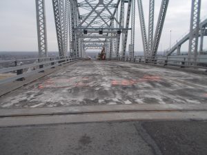 Progression des travaux d’enlèvement de l’asphalte en regardant vers l’est (7 avril)