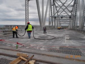 Sablage et enlèvement du béton (vers le nord-est)